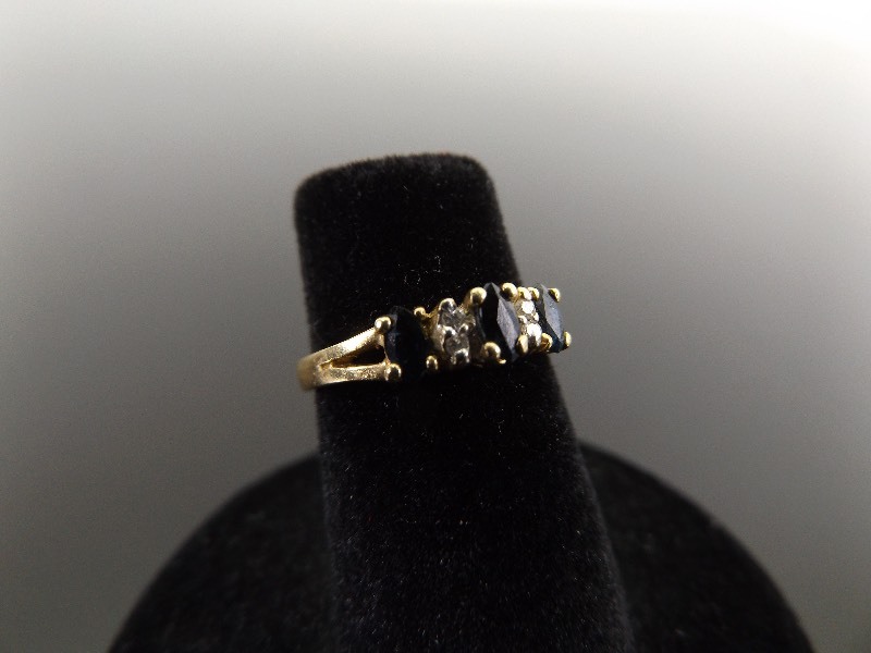 lot 35 image: 14k Yellow Gold Diamond and Sapphire Sz 4 Ring