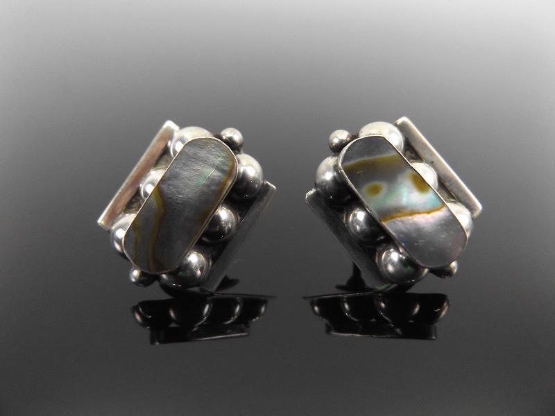 lot 33 image: Vintage .925 Sterling Silver Abalone Mother of Pearl Earrings