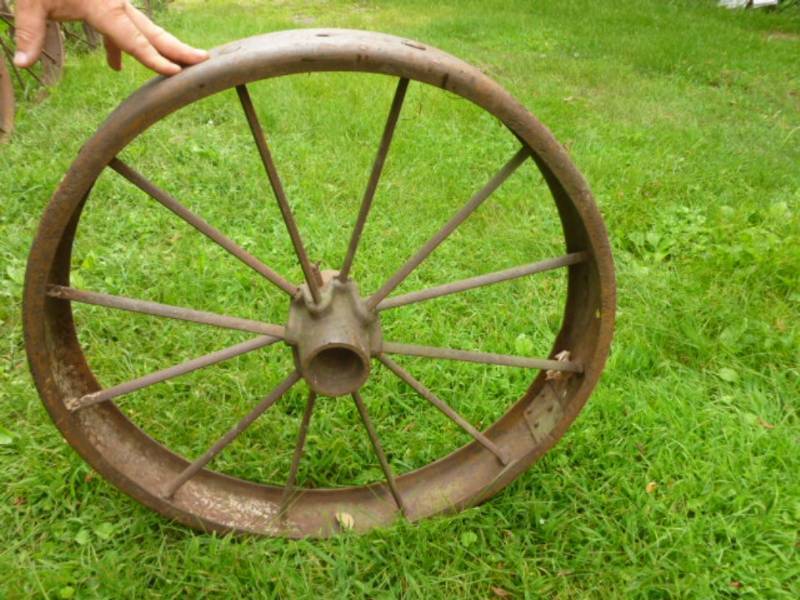 lot 109 image: Antique Steel Wheel