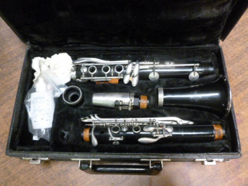 lot 207 image: Clarinet