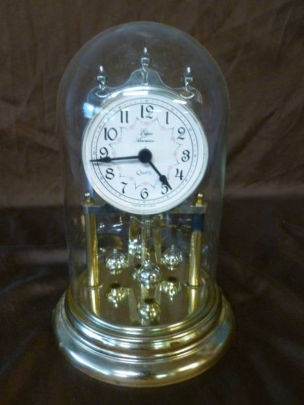 lot 218 image: Anniversary Clock