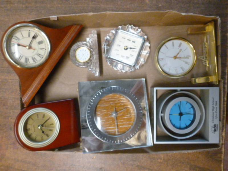lot 220 image: Clocks