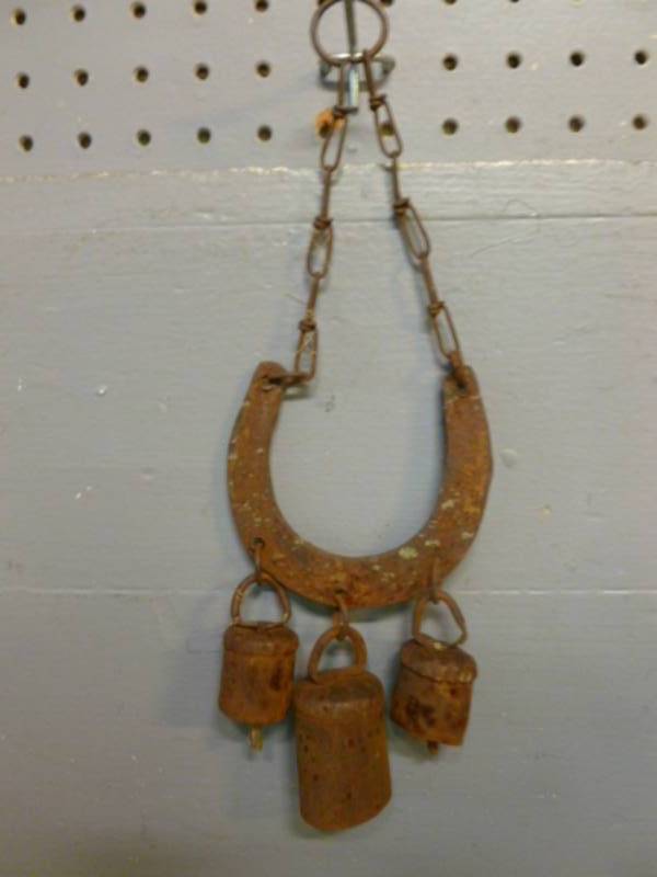 lot 243 image: Home Decorative