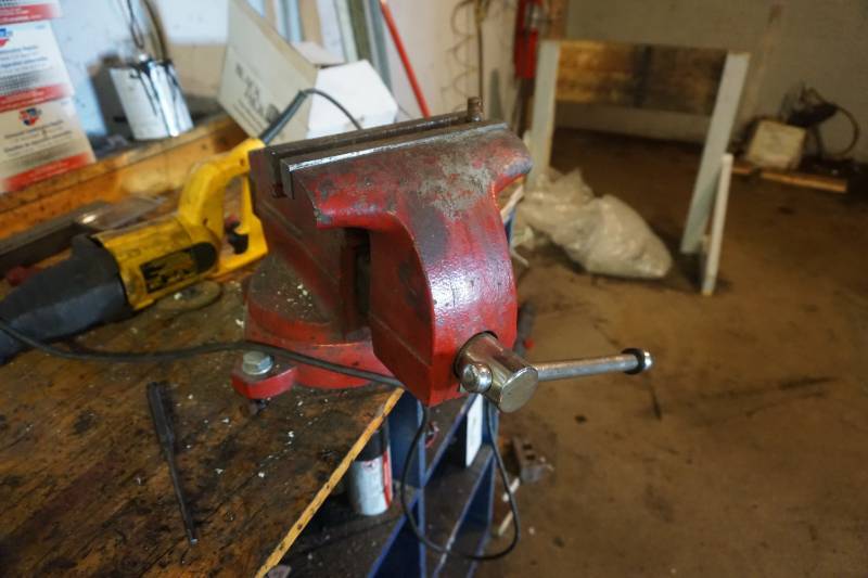 lot 14 image: Wilton Brand Heavy Duty Bench Vise