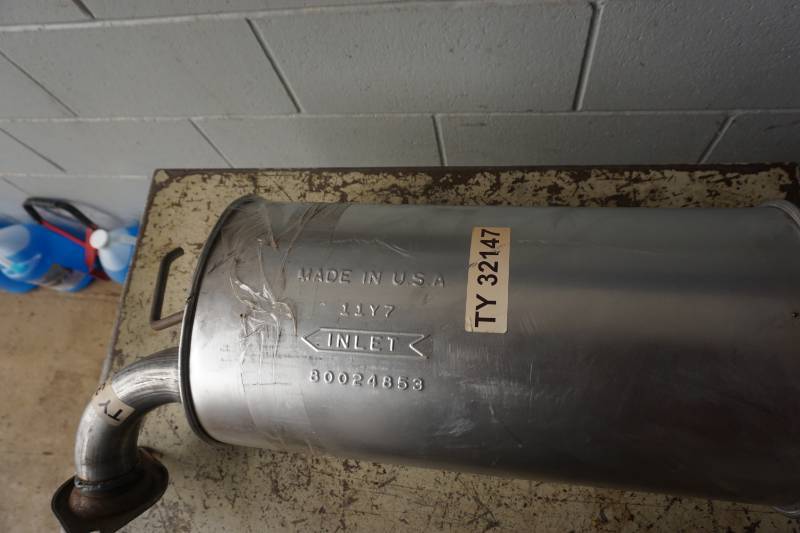 lot 89 image: Exhaust Muffler Model # TY32147