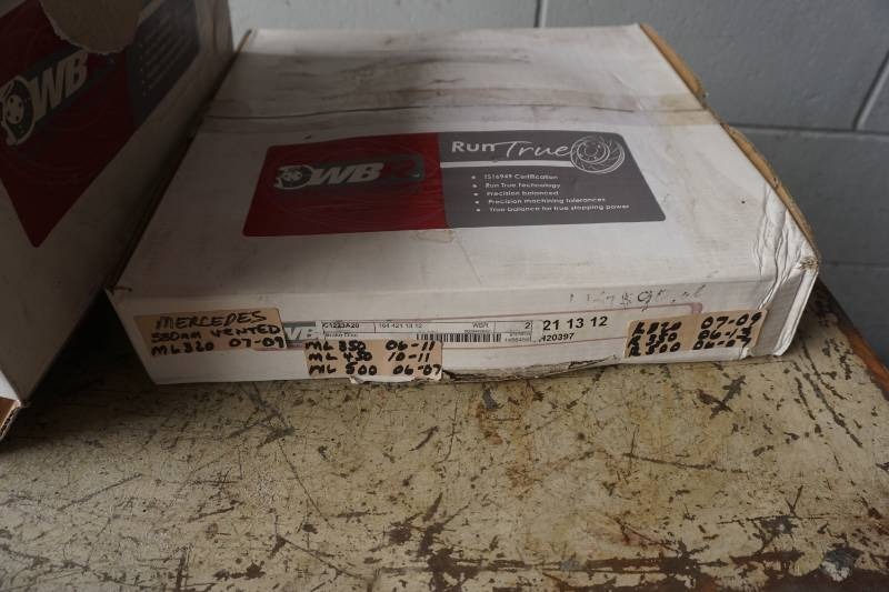 lot 91 image: Set of - 2 World Brake Resources Front Brake Rotors #164-421-13-12 YH20397