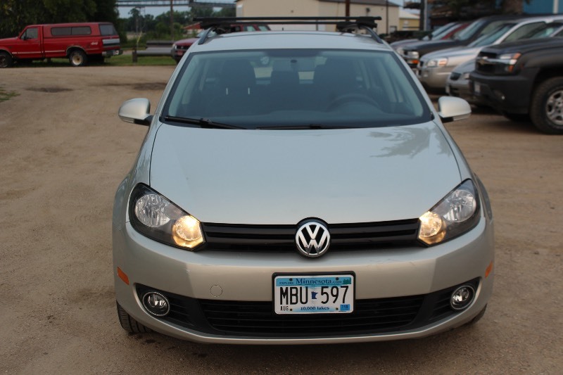 2011 Volkswagen Jetta Wagon - 2 Owner -
