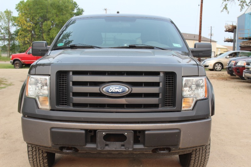 lot 2782 image: 2009 Ford F150 XL Extended Cab 4x4