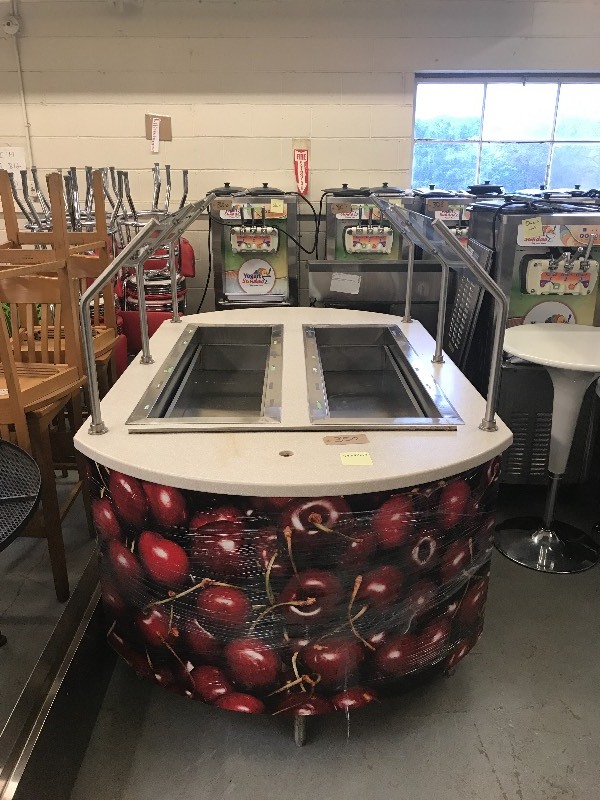 SALAD  TOPPING BAR