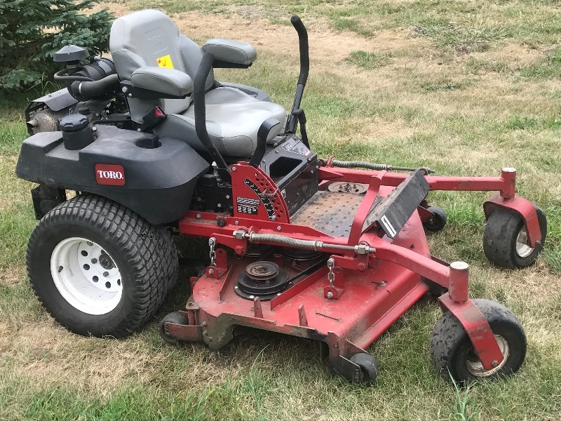 lot 4 image: Toro Z-Master Commercial Lawn Mower