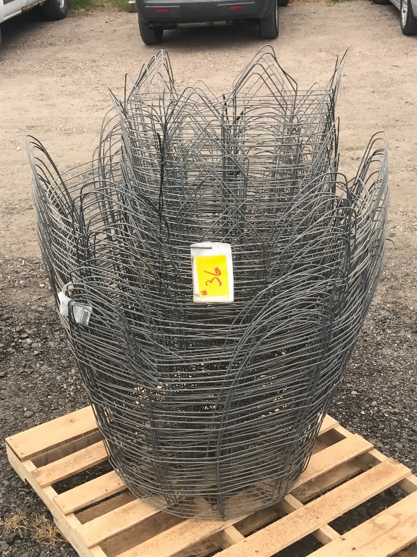 lot 36 image: Pallet Of Spade-Ball Baskets