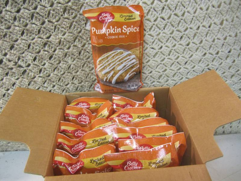 Case of 12 Bags of Betty Crocker Pu...