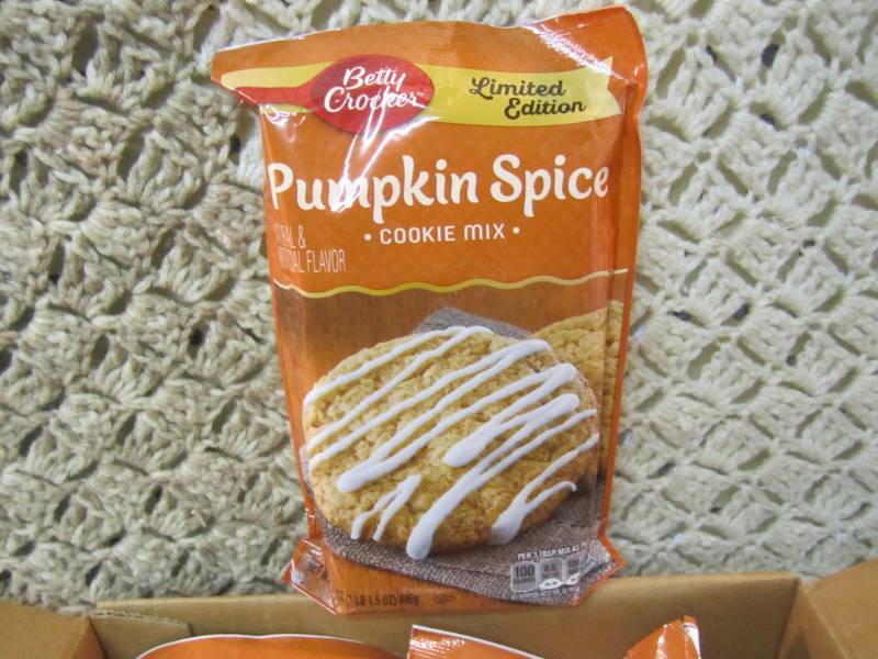 Case of 12 Bags of Betty Crocker Pu...