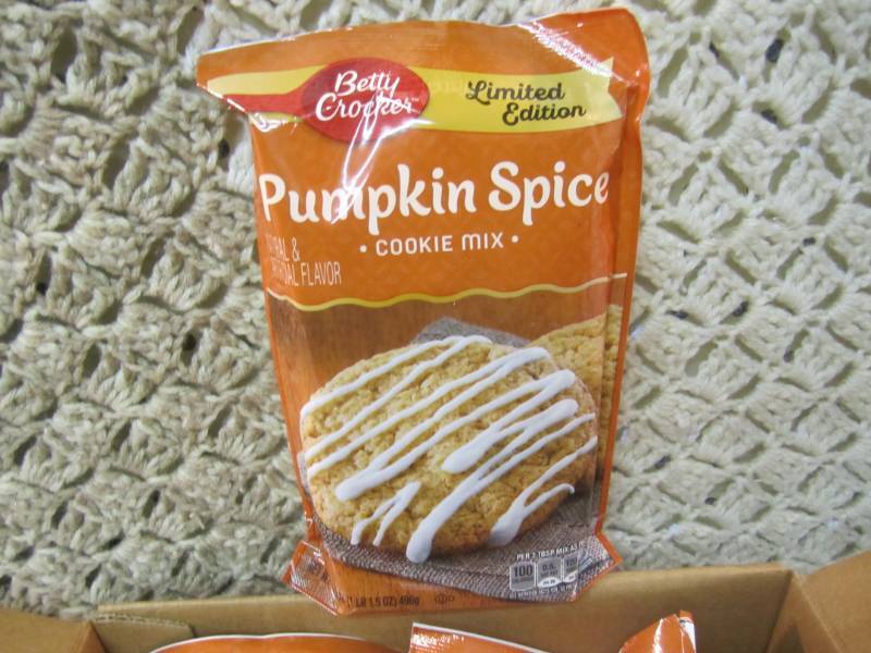 Case of 12 Bags of Betty Crocker Pu...