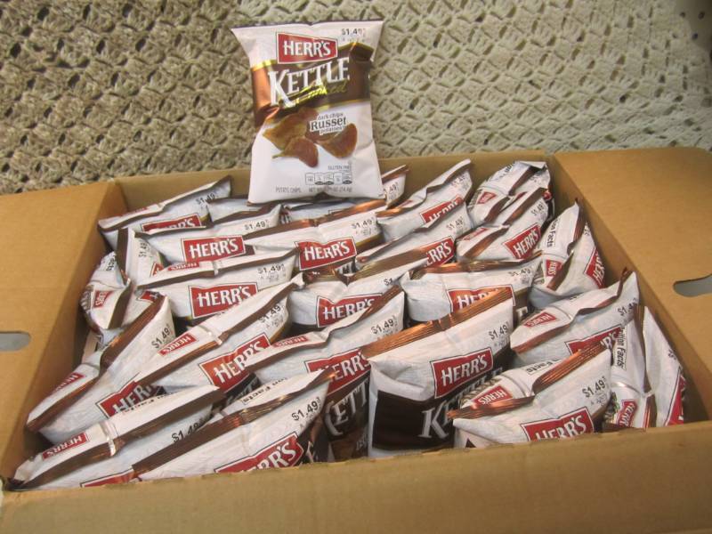 Case of 24 Bags of Kettle Cooked Da...