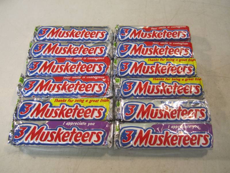 12 3 Musketeers Candy Bars Best by ...