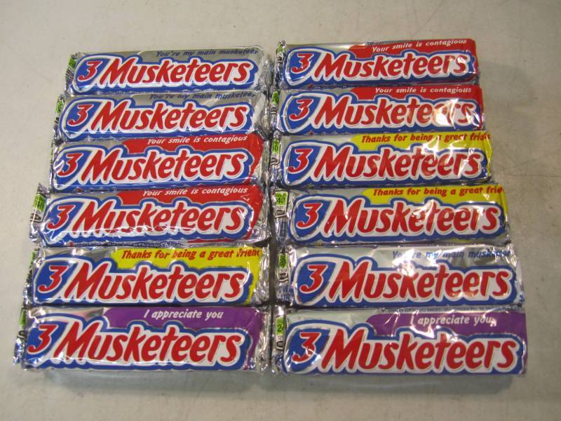 12 3 Musketeers Candy Bars Best by ...
