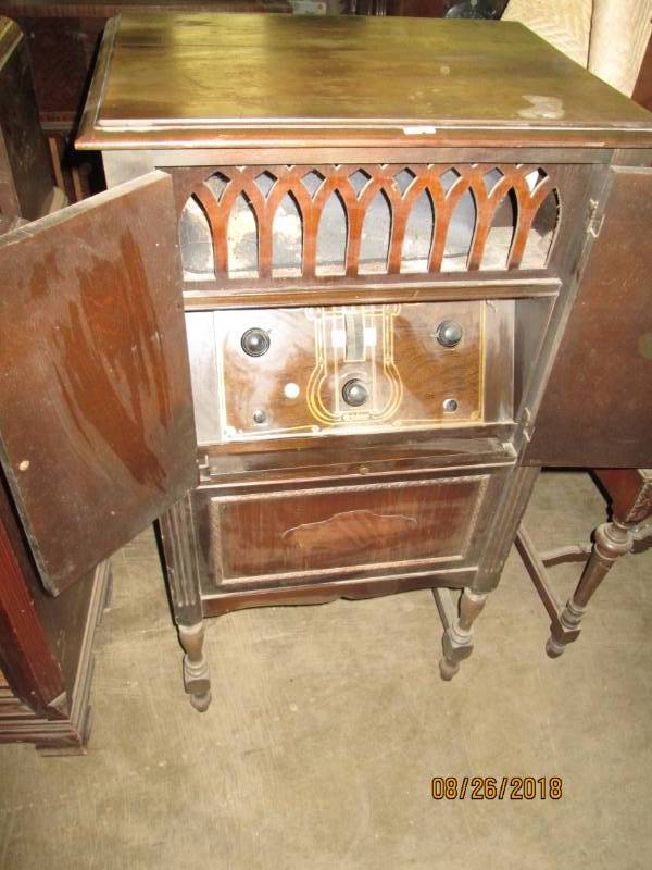 lot 62 image: Vintage Console Radio, Orpheus 5 tu...
