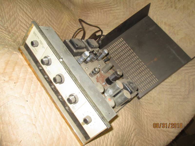 lot 138 image: Vintage Console Radio, Stromberg - ...