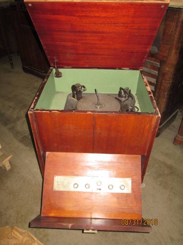 lot 148 image: Pilot stereo amp, 12A x 7s, Others...