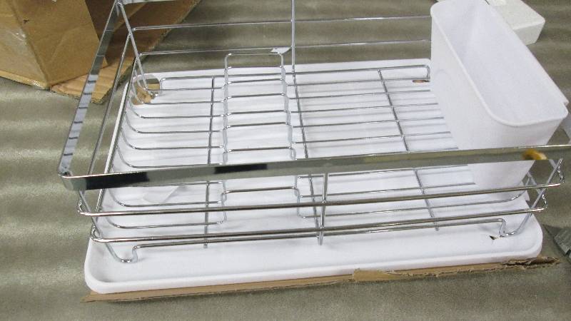 lot 5 image: Dish Rack, Tray is damaged...