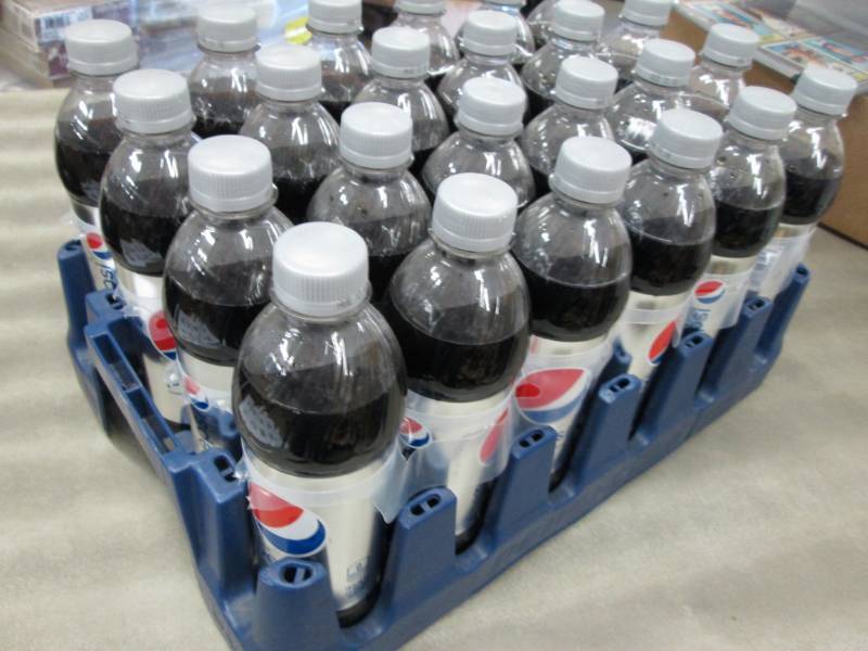 lot 37 image: Case of 24 - 16.9 oz( 0.5 liter) Bo...