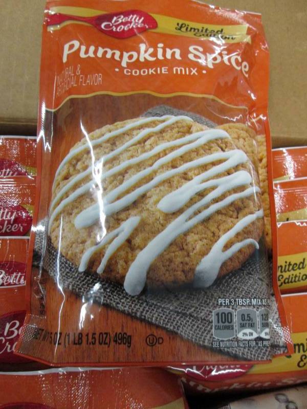 lot 58 image: Case of Betty Crocker 12-17.5oz Pum...