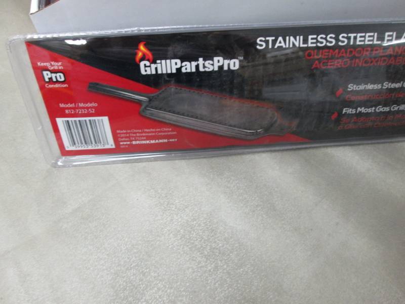 lot 75 image: Case of 6 Grill Parts Pro Brinkmann...