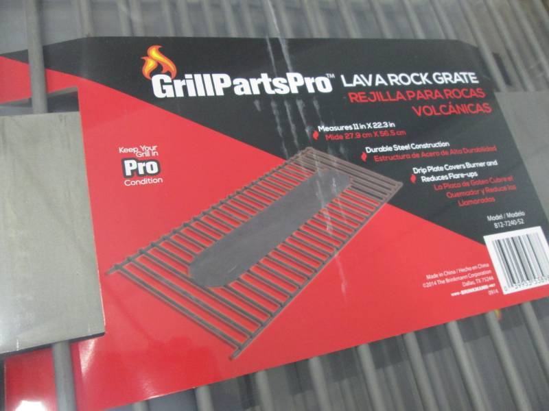 lot 76 image: Case of 4 Grill Parts Pro Brinkmann...