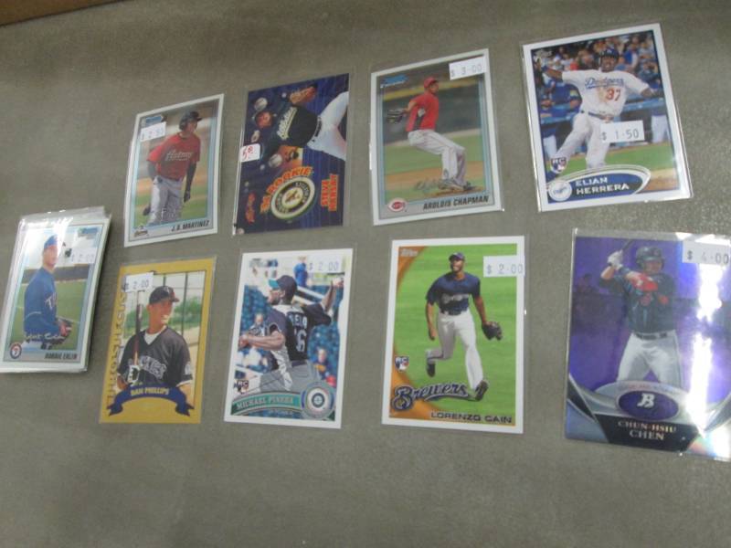 lot 122 image: 20 Baseball Rookie Cards...