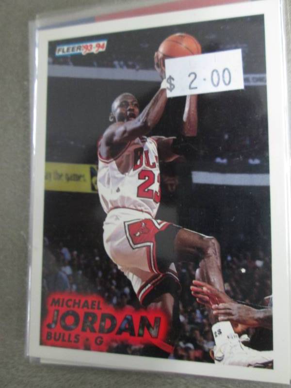 lot 152 image: 25 Michael Jordan Cards...