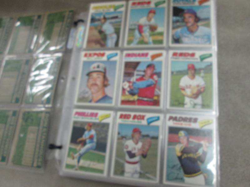 lot 155 image: 1977 Topps Baseball Cards...
