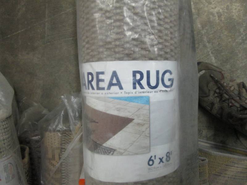 lot 98 image: IndoorOutdoor Ribbed Needlepunch R...