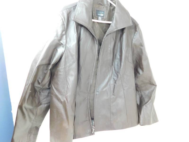 lot 46 image: Womens Black Genuine Leather (East 5th) Coat