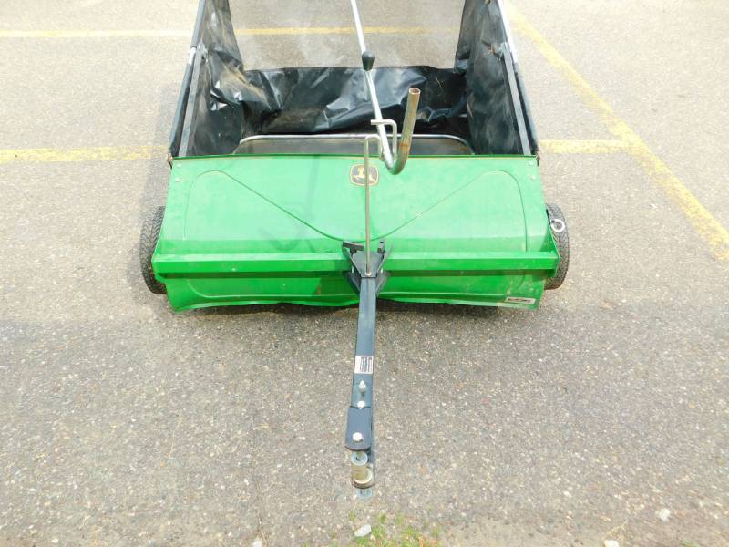 John deere 44 discount inch lawn sweeper