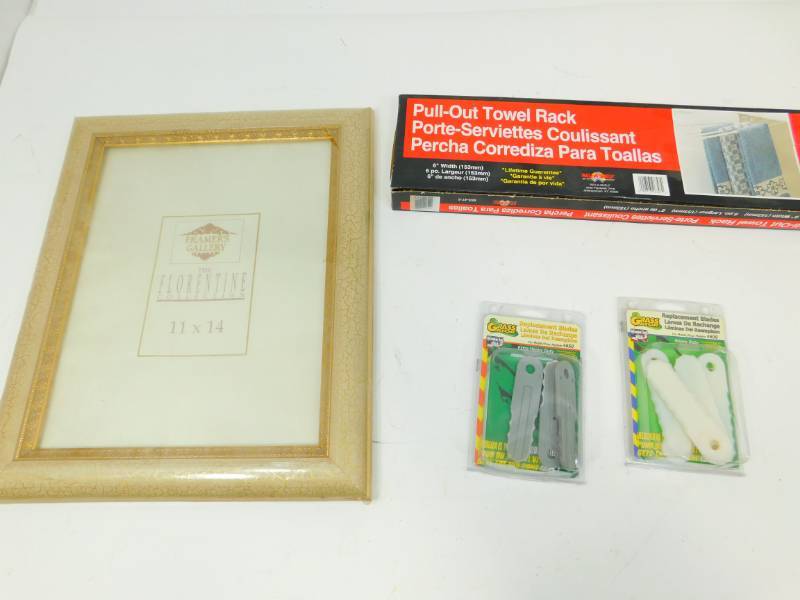 lot 98 image: Miscellaneous Items