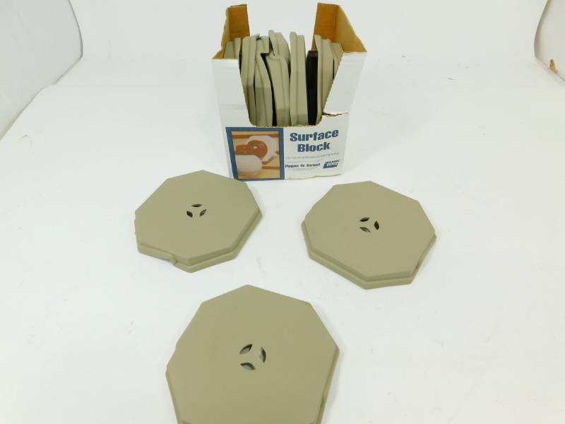 lot 99 image: Builders Edge----Ten Surface Blocks