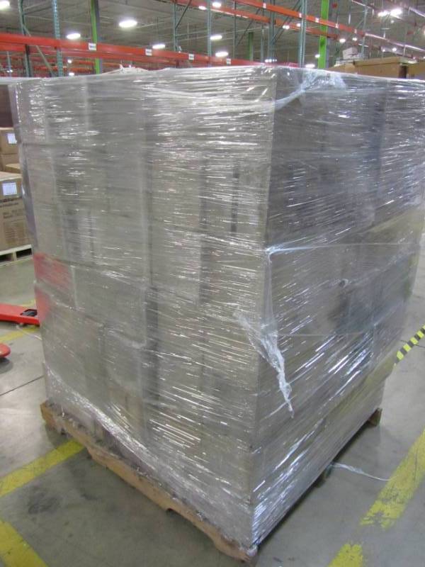lot 96 image: PALLET OF OLD CASTLE CONCRETE CINDER BLOCKS