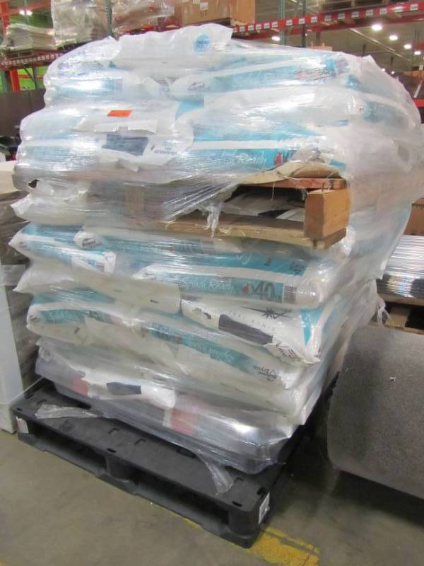 lot 87 image: DIAMOND CRYSTAL SPLASH READY POOL SALT 40 LB BAGS