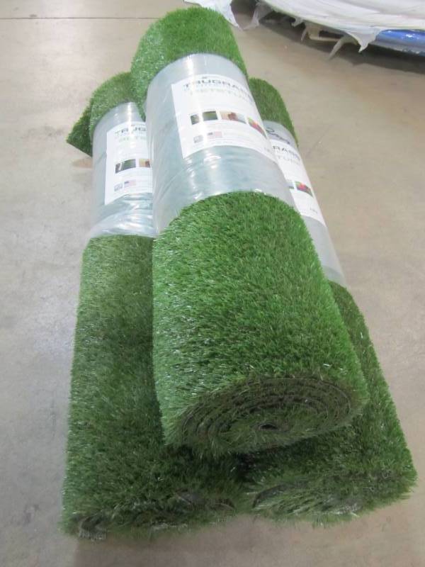 lot 168 image: TRUGRASS SYNTHETIC TURF - THREE 3.75 X 9 ROLLS