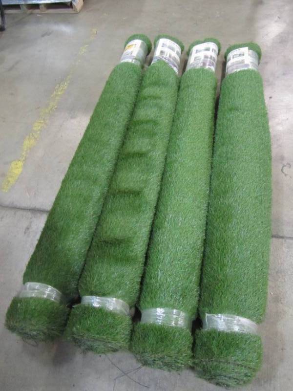 lot 171 image: TUNDRA SYNTHETIC TURF - FOUR 6 X 7.5 ROLLS
