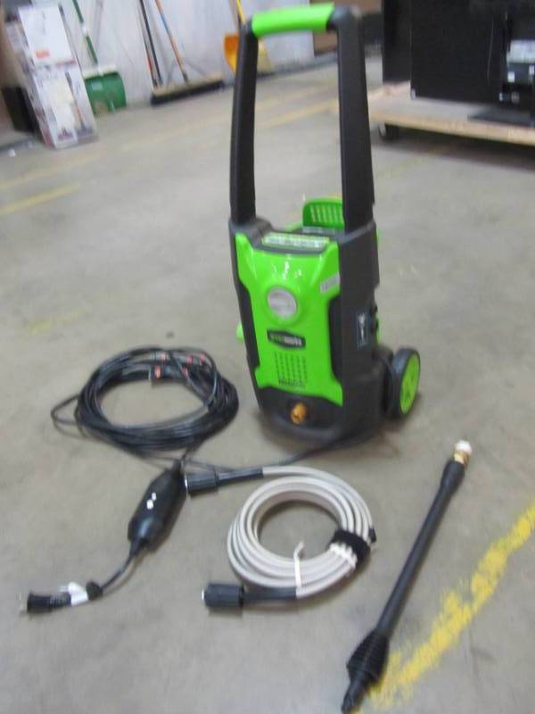 lot 72 image: GREENWORKS 1600 PSI 1.2 GPM ELECTRIC PRESSURE WASHER.