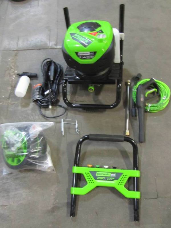 lot 68 image: GREENWORKS PRO 2200 PSI 2.3 GPM ELECTRIC PRESSURE WASHER.
