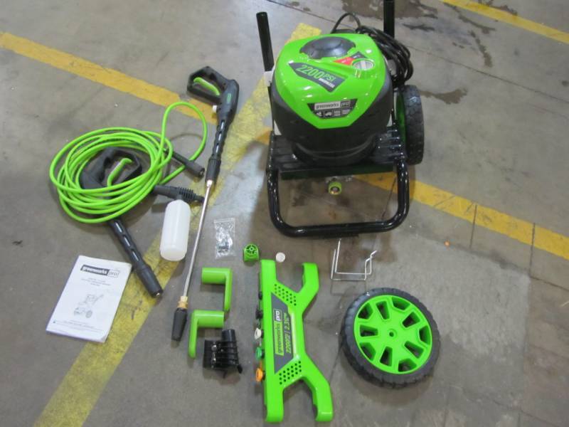 lot 67 image: GREENWORKS PRO 2200 PSI 2.3 GPM ELECTRIC PRESSURE WASHER.