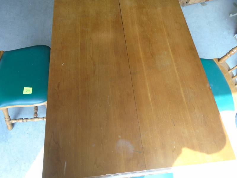 lot 24 image: Table and 4 Chairs