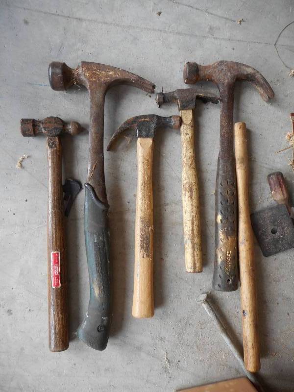 lot 32 image: Hand Tools