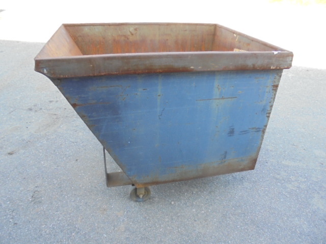 lot 10 image: Steel Rolling Cart