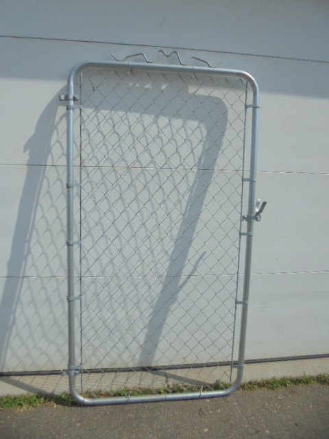 lot 41 image: Fence Gate