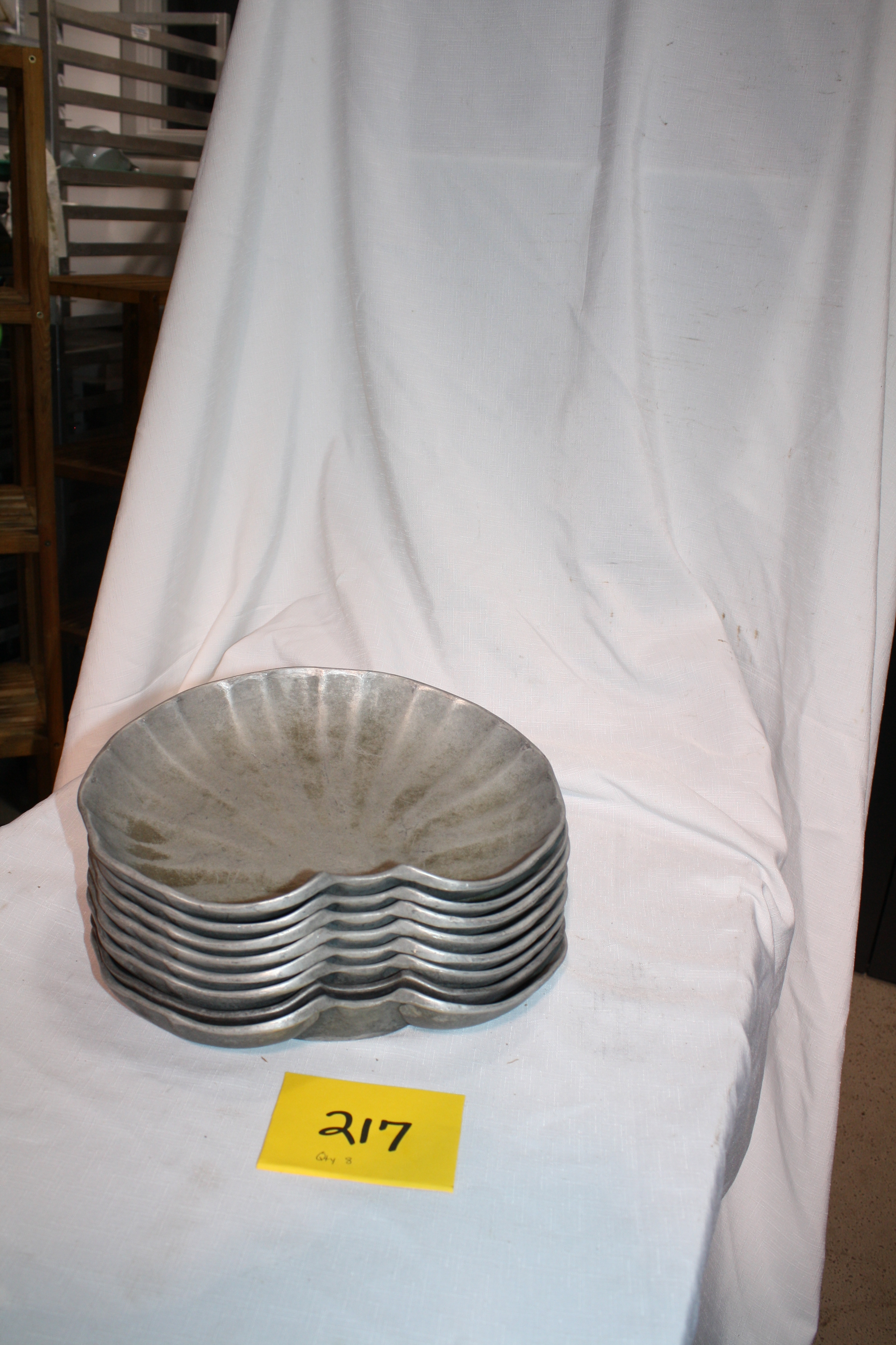 Clam Shell Pans