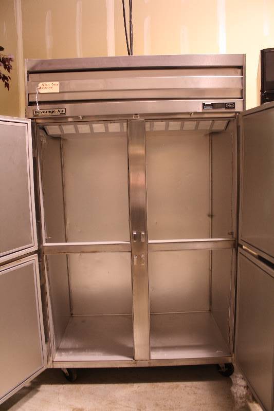4 split door Beverage Air Freezermdl# PF-1AHSR404ARuns Does not Freeze